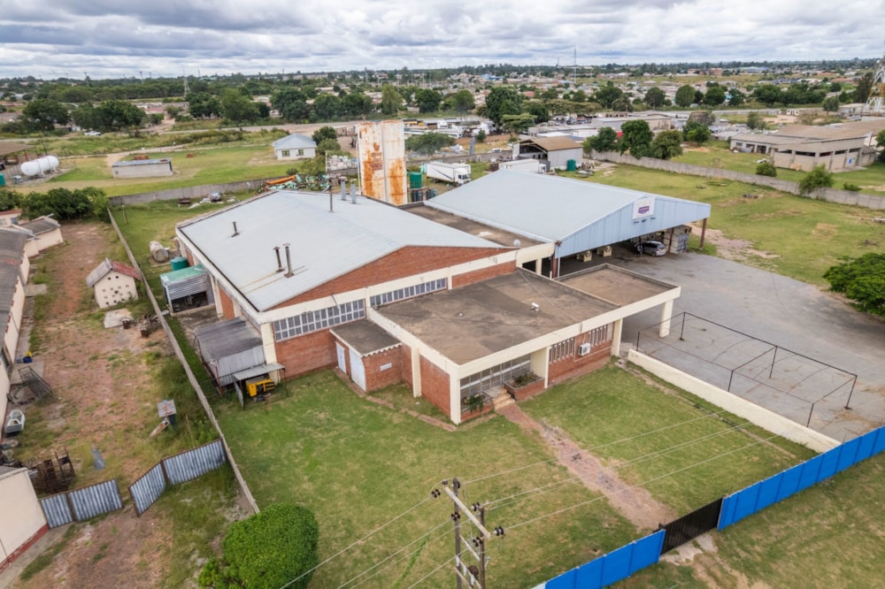 Commercial industrial property for sale in Chitungwiza, Zimbabwe - 3ZB1694547