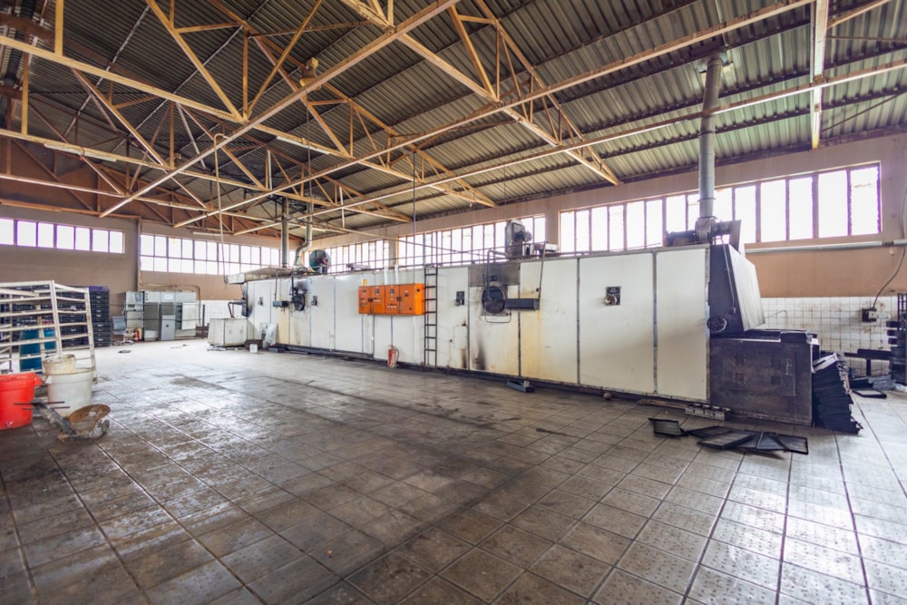 Commercial industrial property for sale in Chitungwiza, Zimbabwe - 3ZB1694547