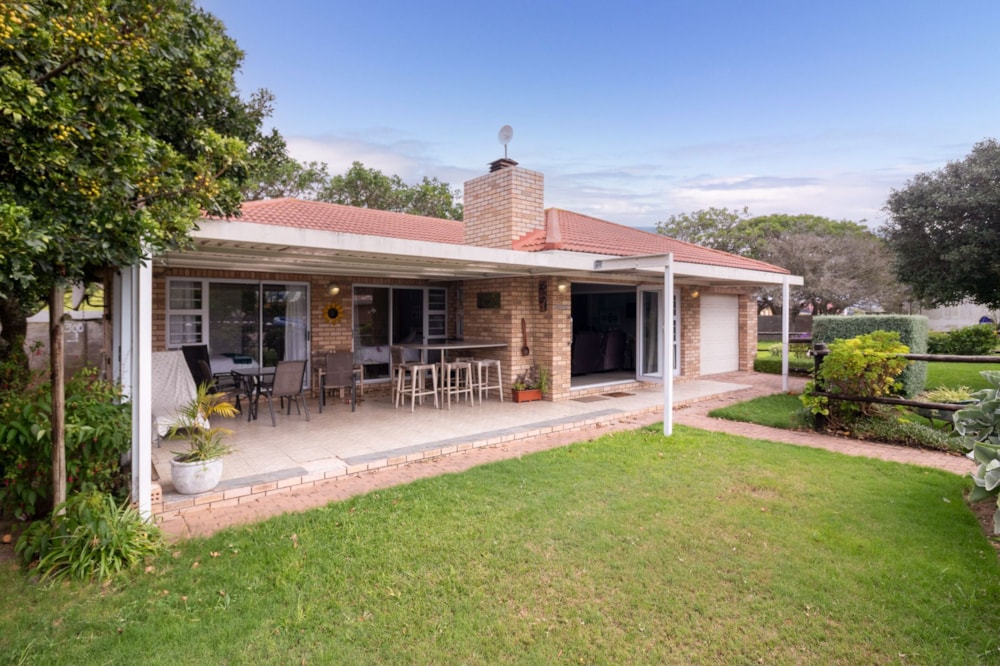 House to rent in Bushmans River Mouth - 1KO1694647 House to rent in Bushmans River Mouth - 1KO1694647