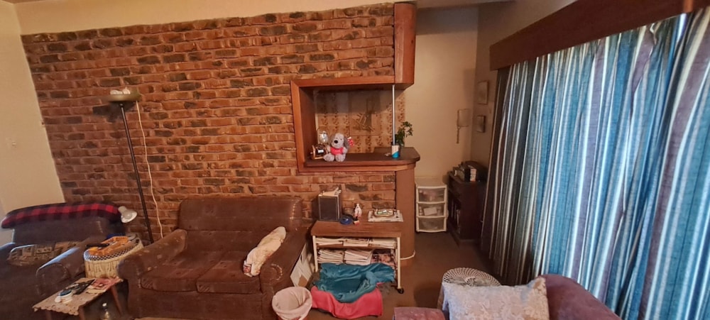 House for sale in Hillcrest, Kimberley - 1KJ1694581 House for sale in Hillcrest, Kimberley - 1KJ1694581