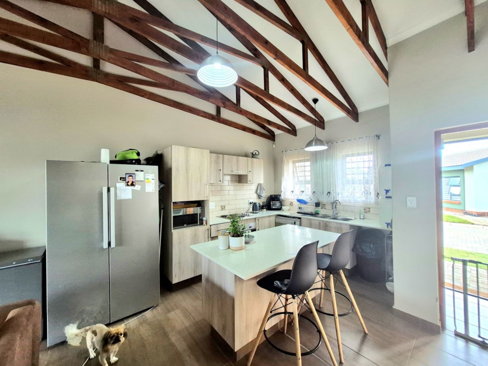 Townhouse for sale in Rustenburg - 1RU1694827 Townhouse for sale in Rustenburg - 1RU1694827