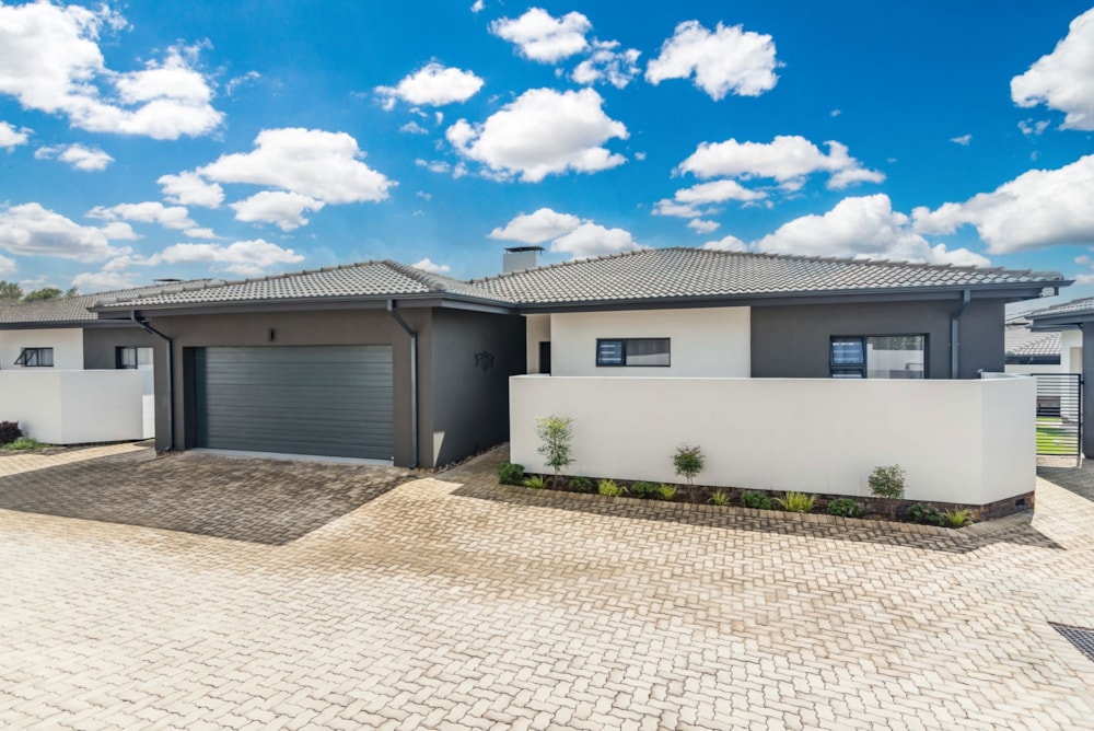 Townhouse for sale in Homes Haven - 1KR1694932