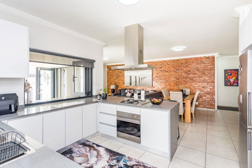 Townhouse for sale in Homes Haven - 1KR1694932