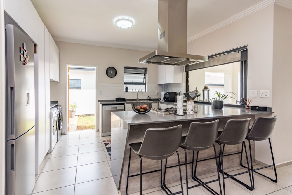 Townhouse for sale in Homes Haven - 1KR1694932