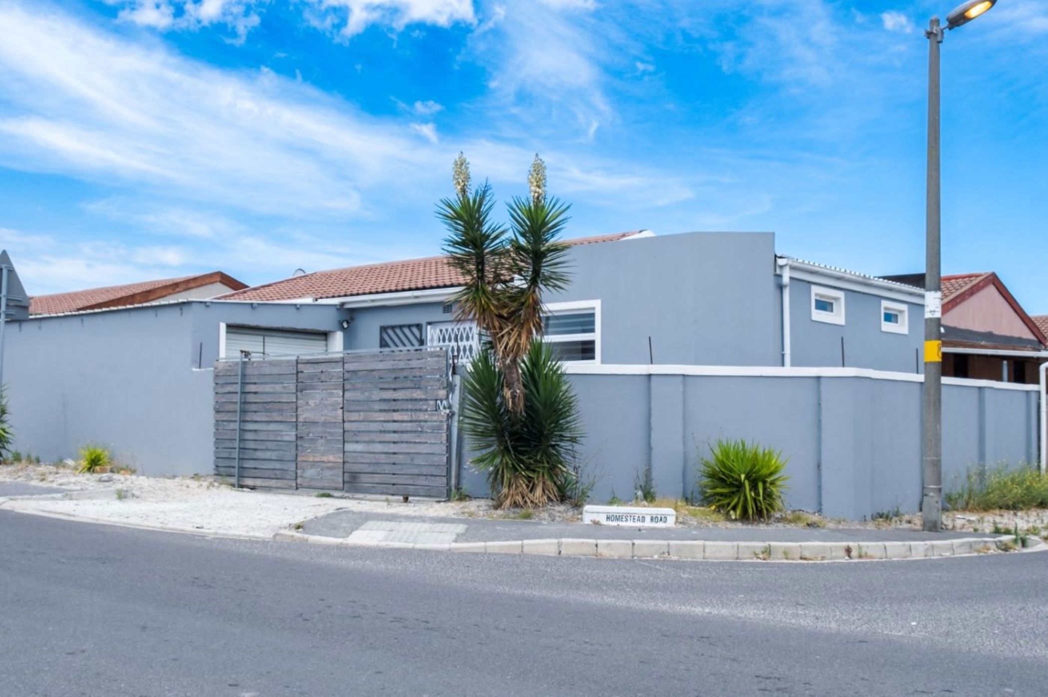 House for sale in Highlands Village - 1MN1695206