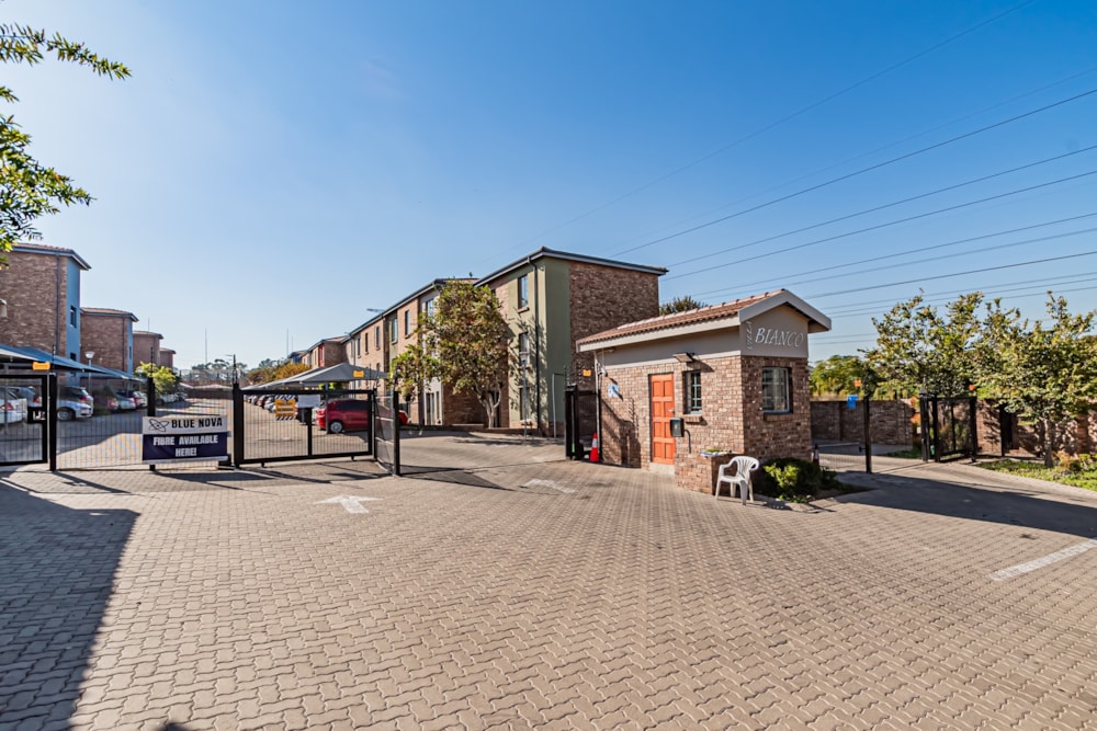 Apartment for sale in Amberfield, Centurion - PT1694713 Apartment for sale in Amberfield, Centurion - PT1694713