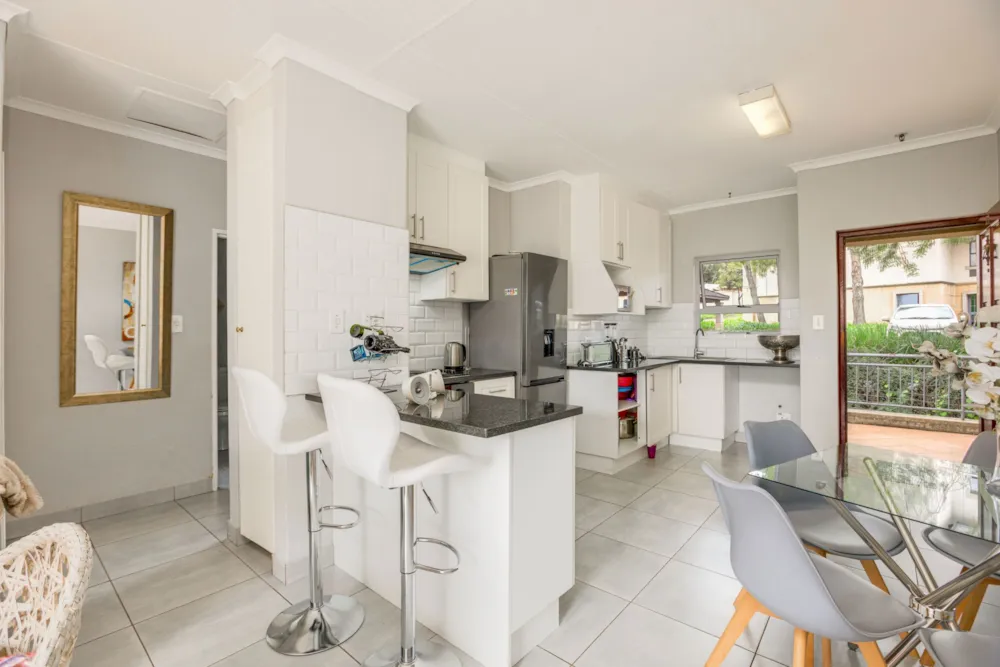 Apartment sold in Bryanston - HP1695640 Apartment sold in Bryanston - HP1695640