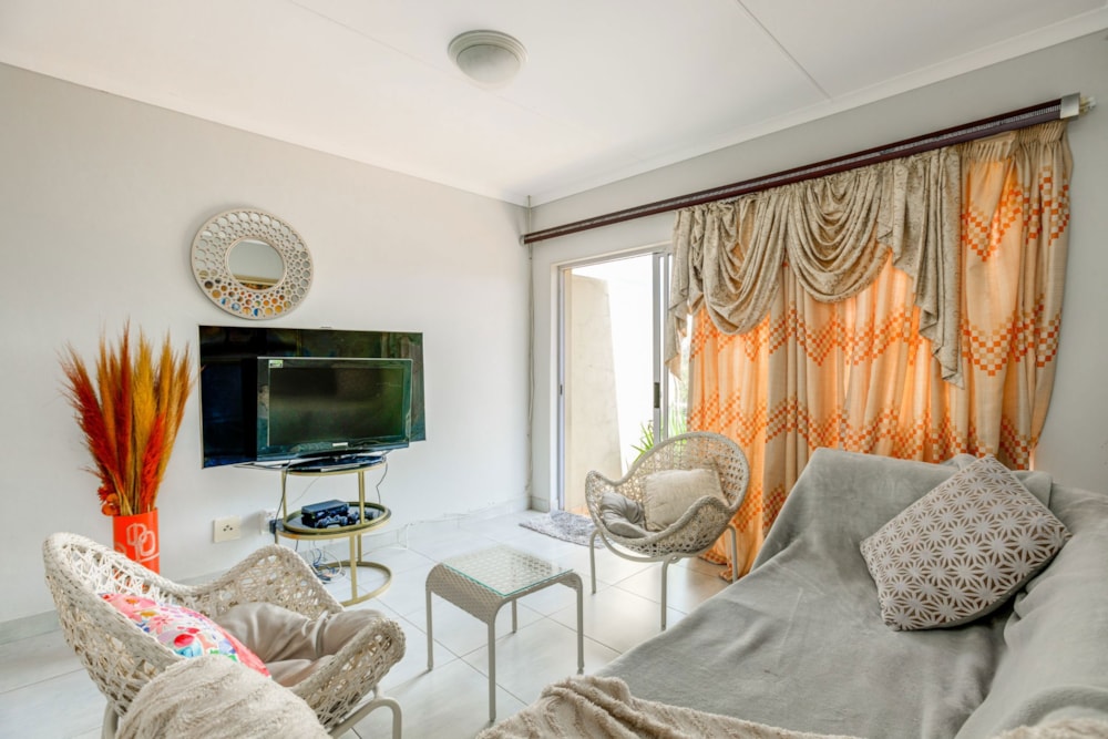 Apartment for sale in Bryanston - HP1695640 Apartment for sale in Bryanston - HP1695640