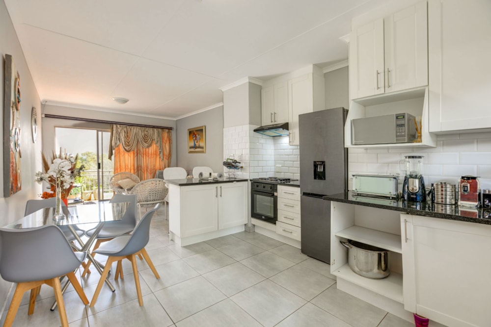 Apartment for sale in Bryanston - HP1695640 Apartment for sale in Bryanston - HP1695640