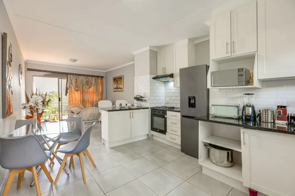 Apartment sold in Bryanston - HP1695640 Apartment sold in Bryanston - HP1695640