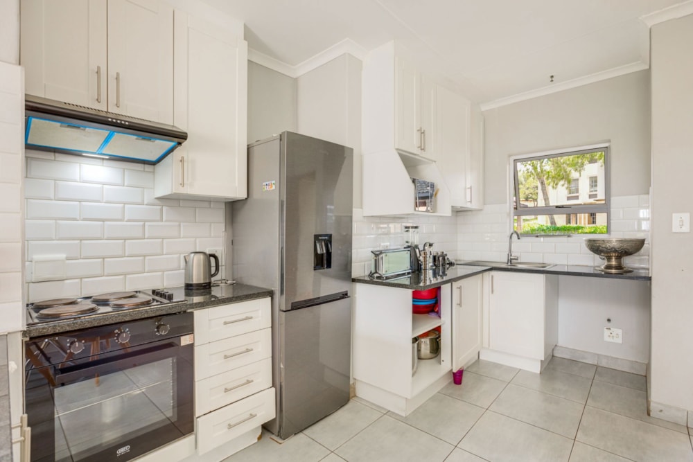 Apartment for sale in Bryanston - HP1695640 Apartment for sale in Bryanston - HP1695640