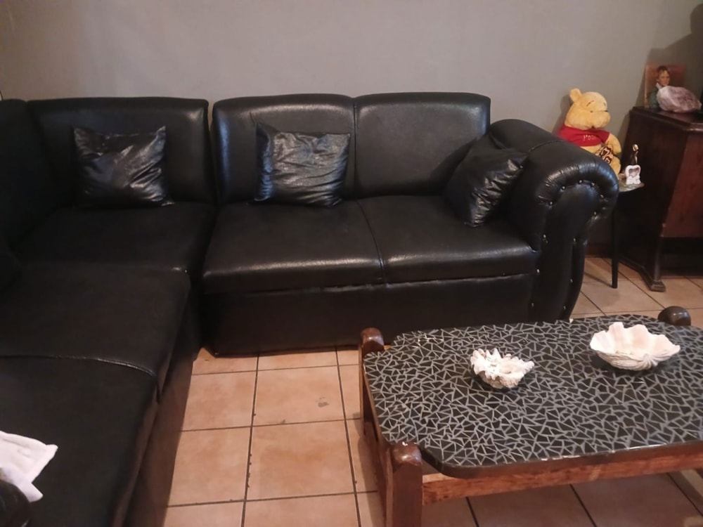 Security complex home for sale in Witbank Central (eMalahleni Central)  - 1WD1694844 Security complex home for sale in Witbank Central (eMalahleni Central)  - 1WD1694844