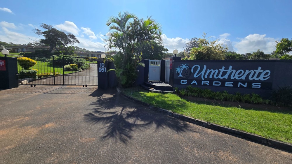 Residential vacant land for sale in Umtentweni - 1PSH1694815