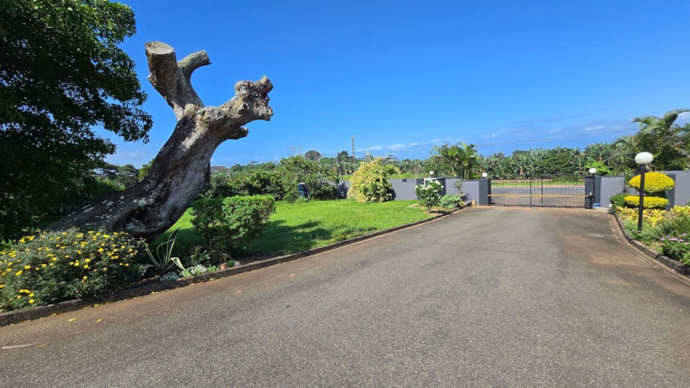 Residential vacant land for sale in Umtentweni - 1PSH1694815