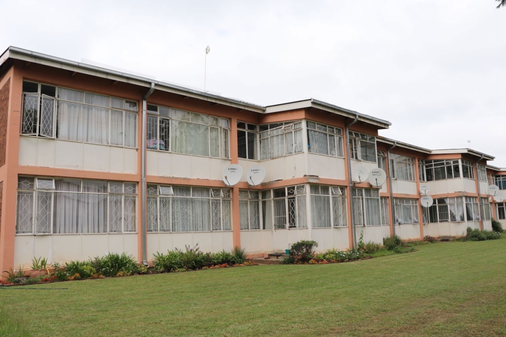 Commercial flats for sale in Three Rivers North - 1VT1694864