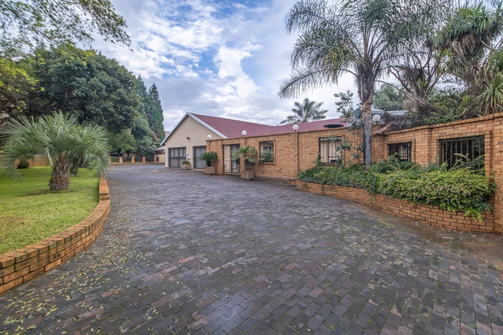 Smallholding for sale in Grobler Park - RDT1694936 Smallholding for sale in Grobler Park - RDT1694936