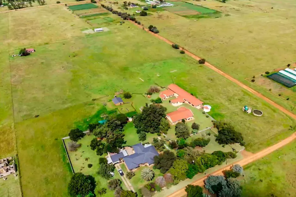 Mixed use farm sold in Rikasrus - 1KR1723376 Mixed use farm sold in Rikasrus - 1KR1723376