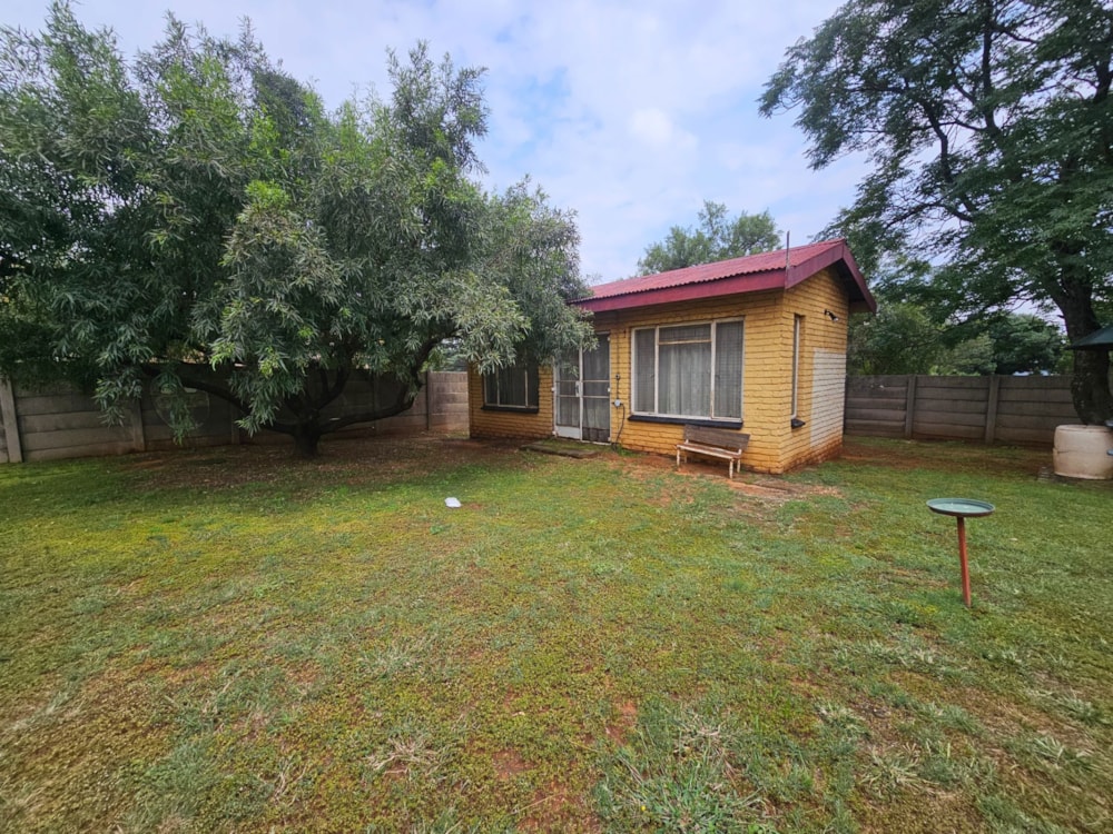 House for sale in Rensburg - 1SP1694969