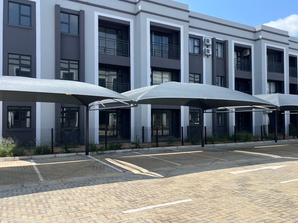 Apartment let in Broadhurst, Botswana - 3BO1695019