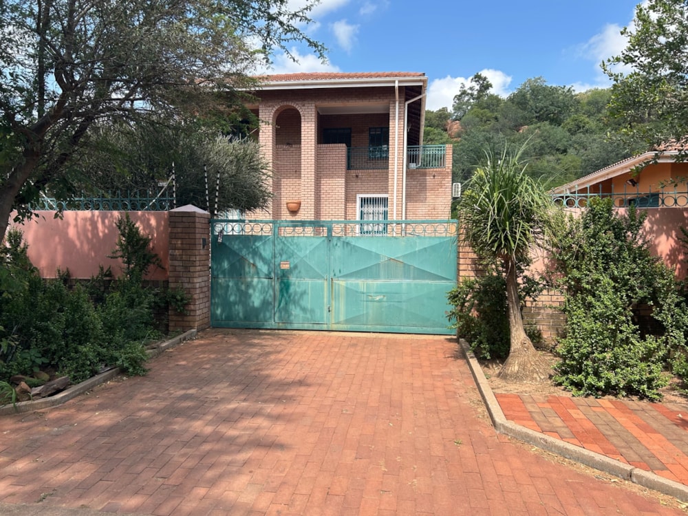 House for sale in Kgale, Botswana - 3BO1695115 House for sale in Kgale, Botswana - 3BO1695115