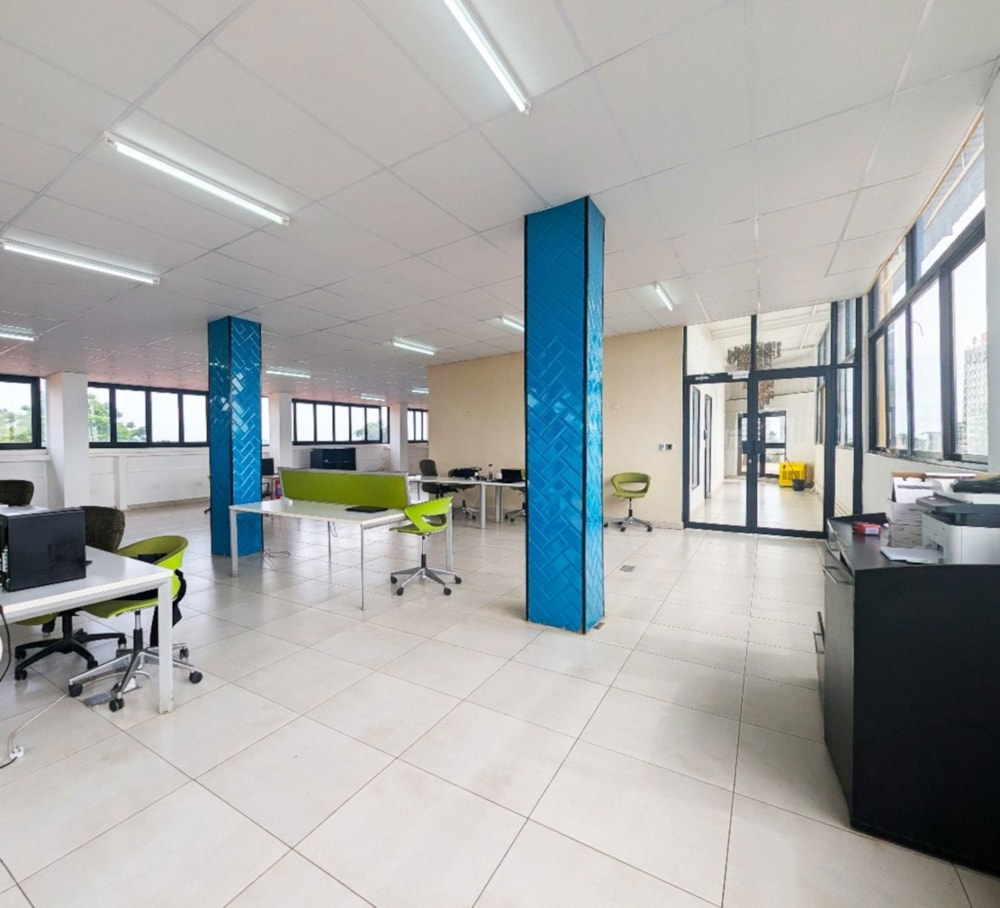 Commercial office to rent in Roma, Zambia - 3ZA1695113