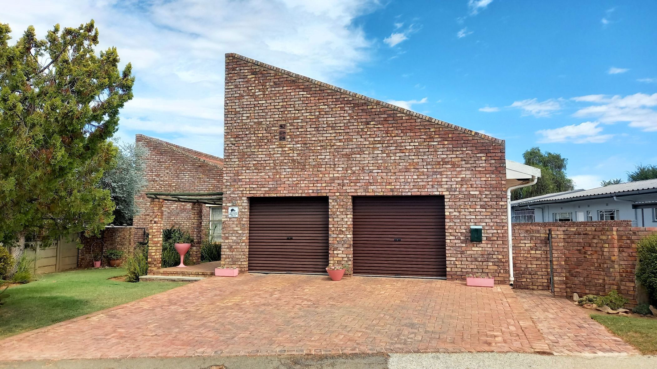 House for sale in Wesbank, Oudtshoorn - 1OU1695261