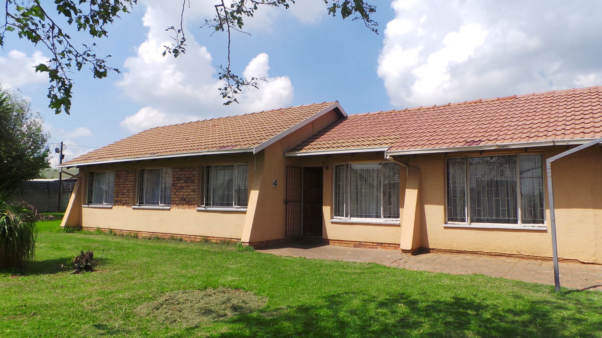 House let in Brakpan North - 1BJ1695250