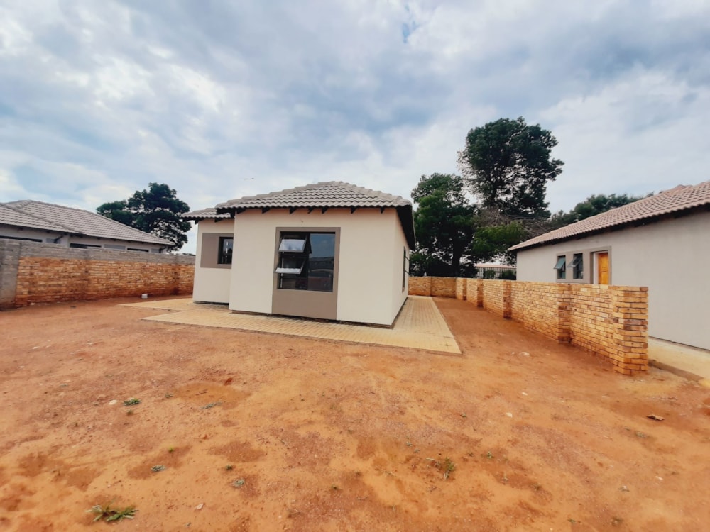 House for sale in Westonaria, Westonaria - 1KR1695476