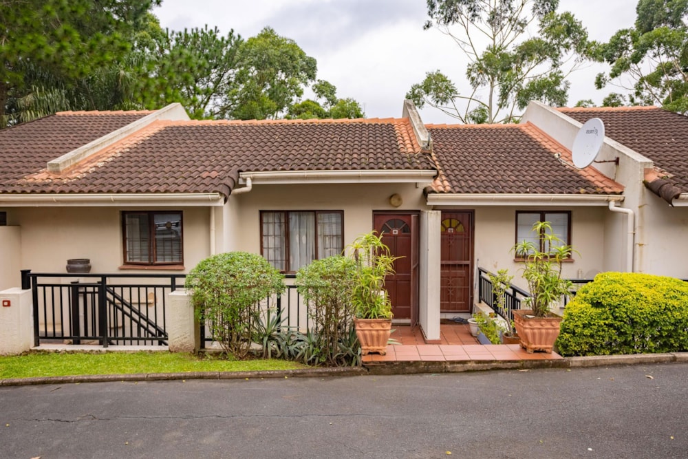 Townhouse for sale in Cowies Hill - 1WP1695325