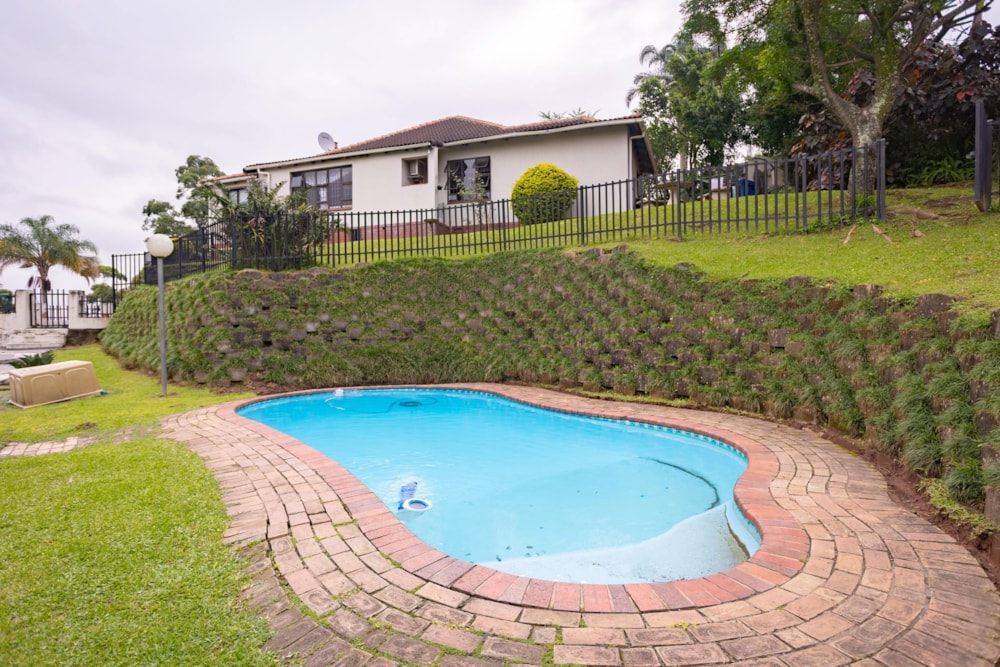 Townhouse for sale in Cowies Hill - 1WP1695325