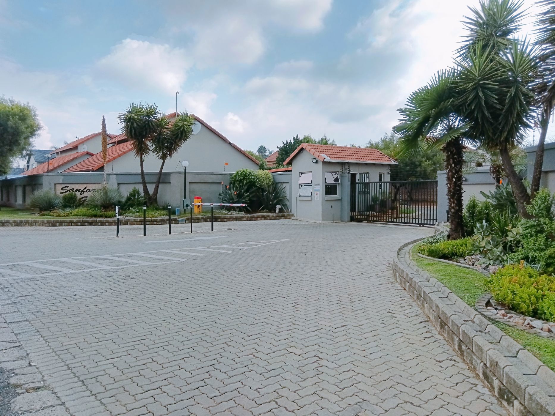 Townhouse let in Ravenswood - ENL1695350