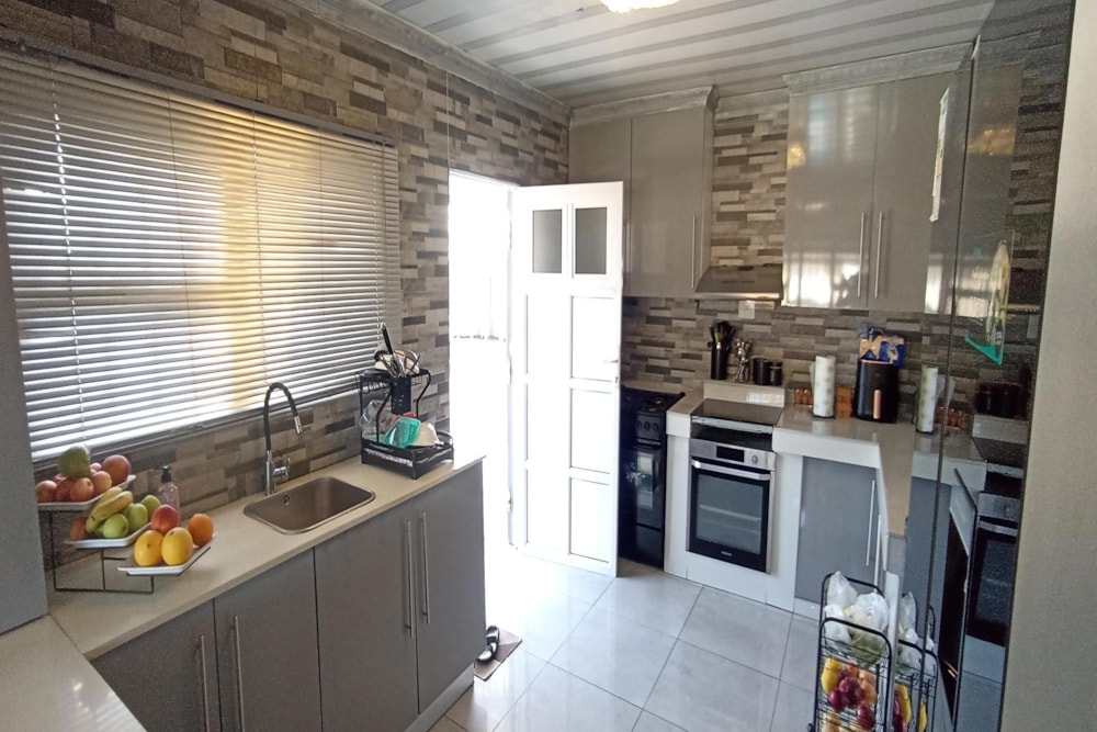 House for sale in Sydenham, Overport - 1WP1695520