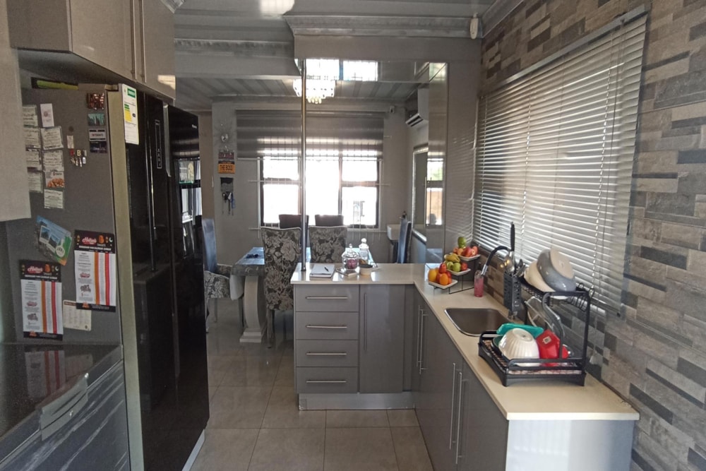 House for sale in Sydenham, Overport - 1WP1695520