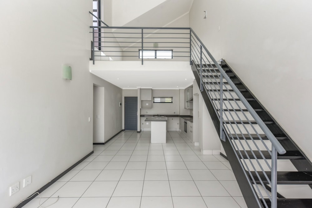 Apartment to rent in Paulshof - FYL1708129 Apartment to rent in Paulshof - FYL1708129