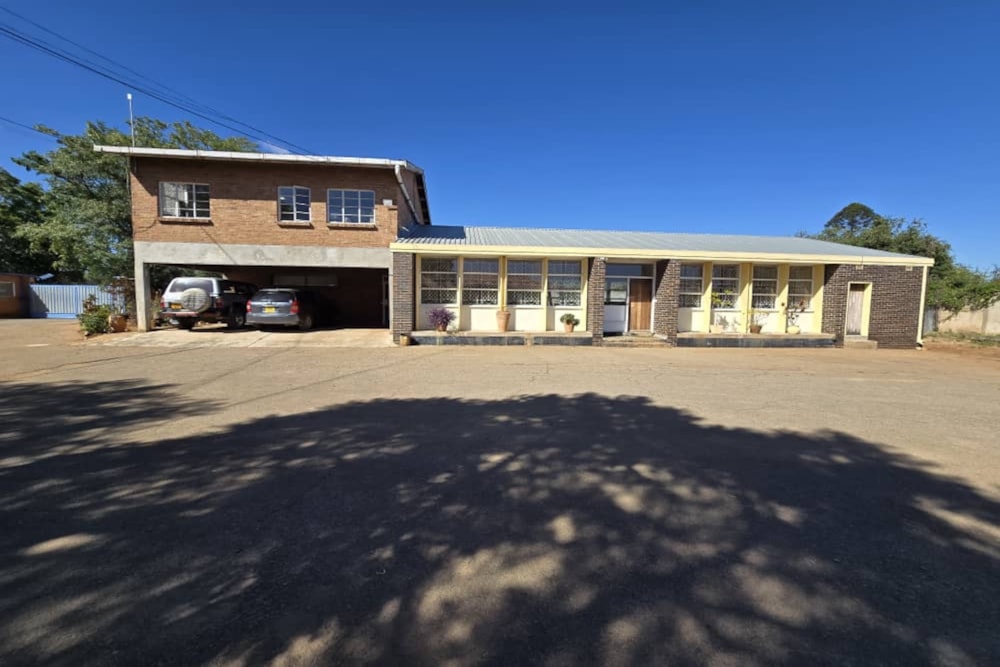Commercial industrial property for sale in Bulawayo, Zimbabwe - 3ZB1695583