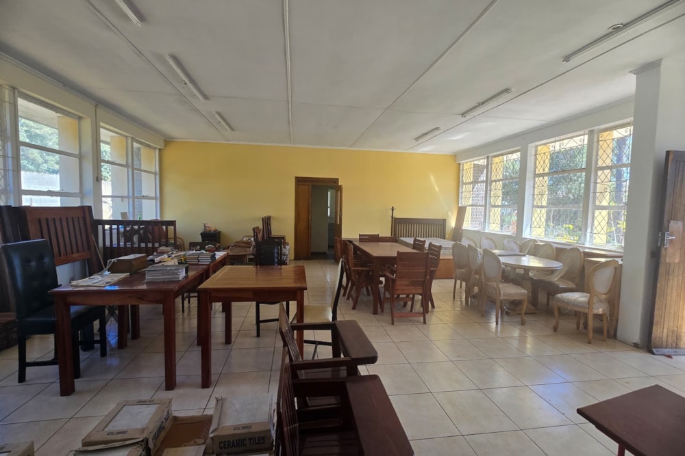 Commercial industrial property for sale in Bulawayo, Zimbabwe - 3ZB1695583