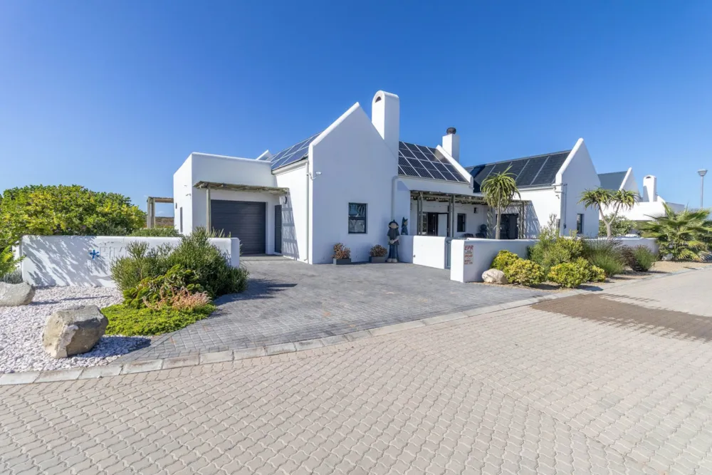Commercial business for sale in Jacobsbaai - LA1695728 Commercial business for sale in Jacobsbaai - LA1695728
