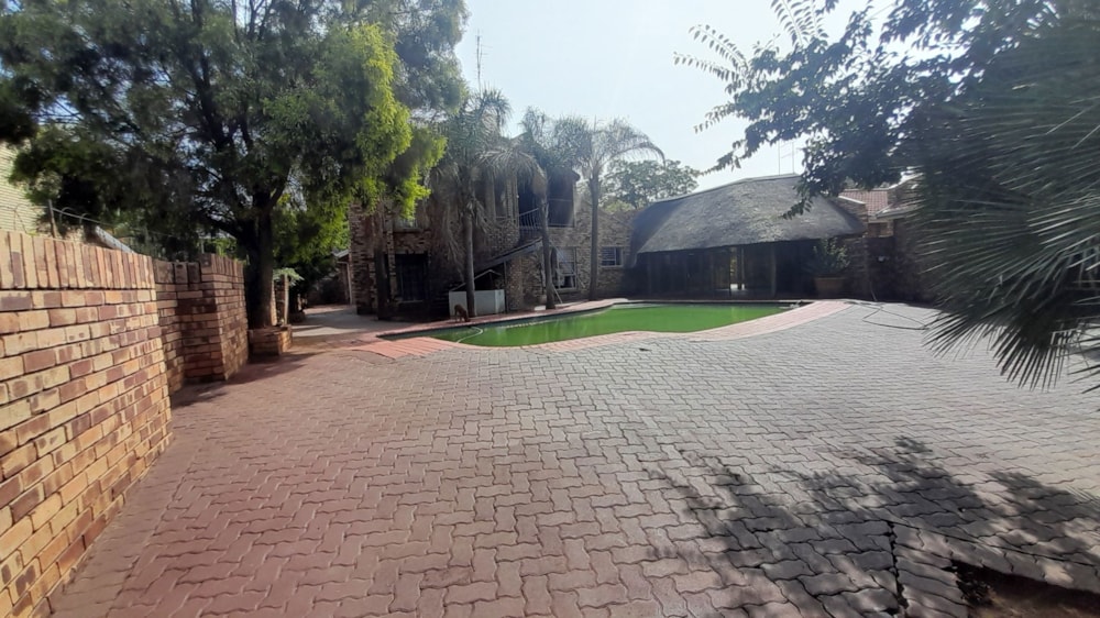 House for sale in Vanderbijlpark SE 3 - 1VT1695789