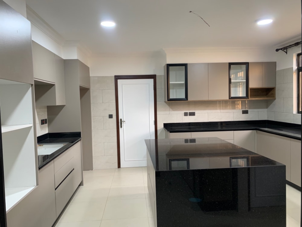 Townhouse let in Kilimani, Kenya - 3KE1695694 Townhouse let in Kilimani, Kenya - 3KE1695694