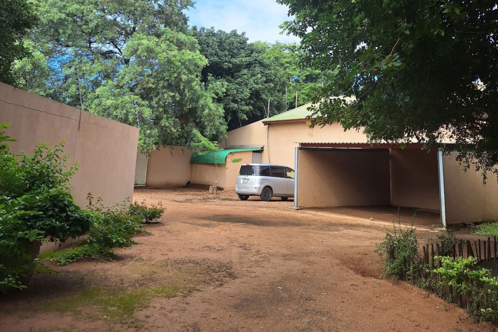 Garden cottage to rent in Matola Rio, Mozambique - 3MQ1702763 Garden cottage to rent in Matola Rio, Mozambique - 3MQ1702763