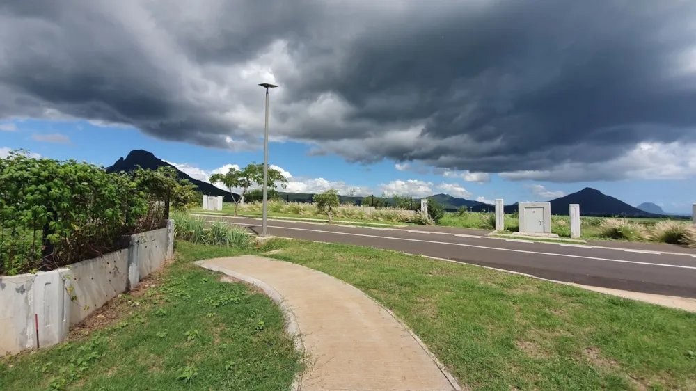 Residential vacant land for sale in Flic en Flac, Mauritius - MUR1695907 Residential vacant land for sale in Flic en Flac, Mauritius - MUR1695907