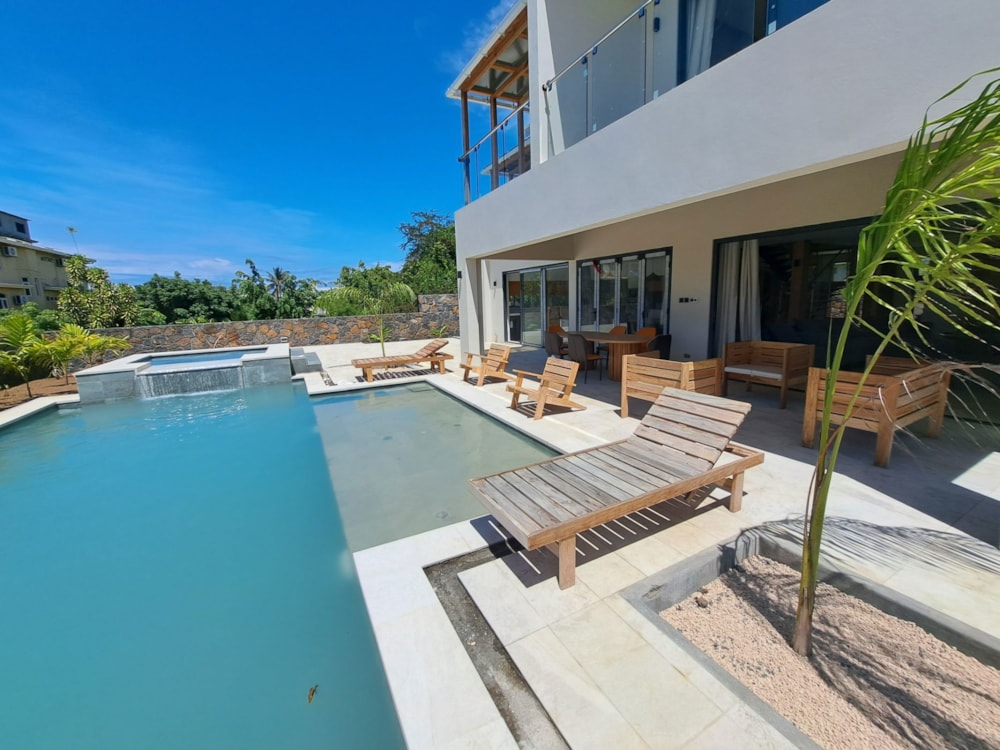 House to rent in Grand Gaube, Mauritius - MPR1695934