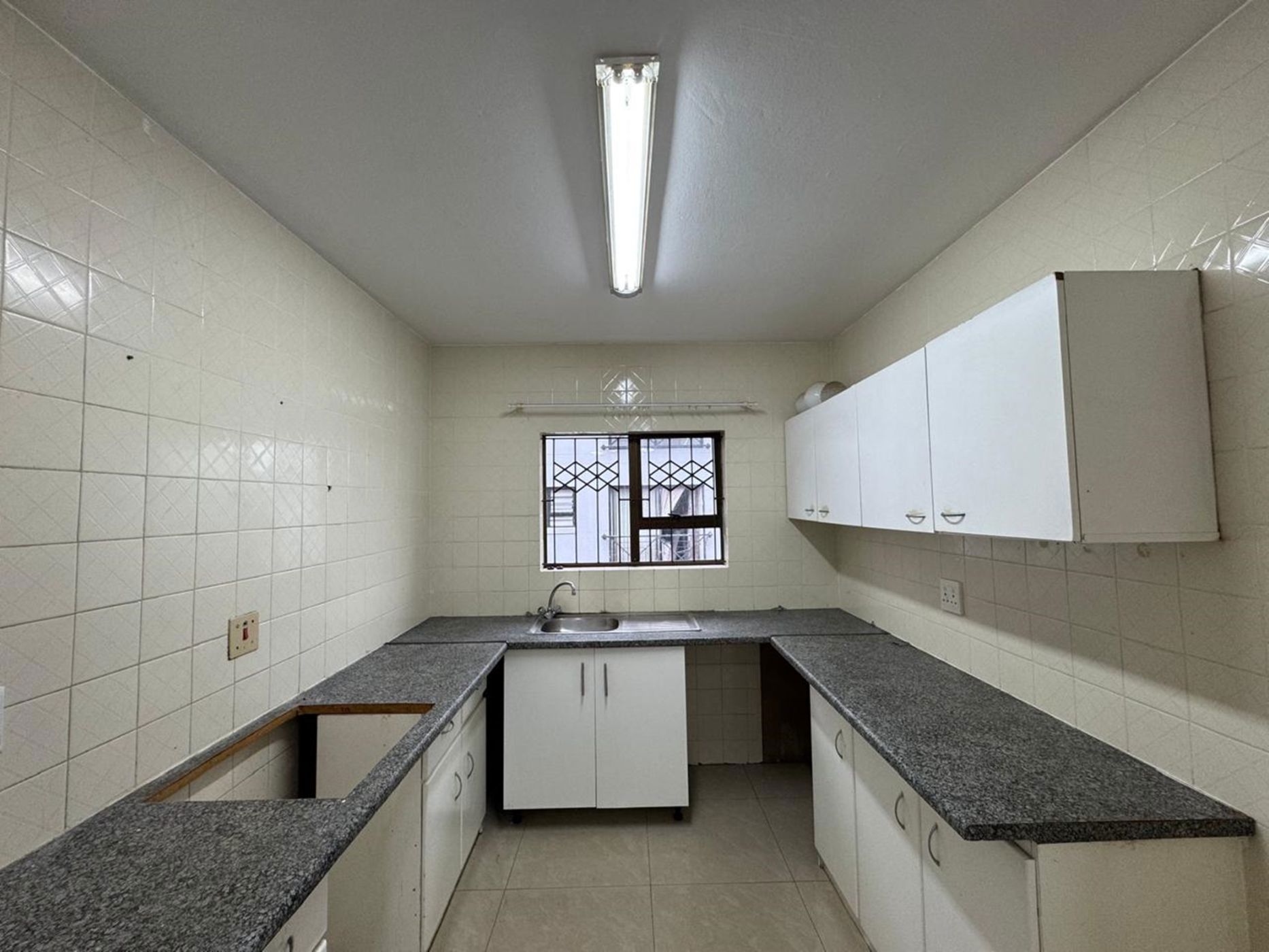 Apartment to rent in Essenwood - 1DBN1745143