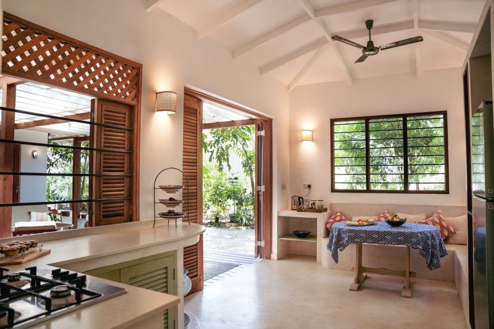 Beach bungalow to rent in Galu, Kenya - 3KE1696176 Beach bungalow to rent in Galu, Kenya - 3KE1696176