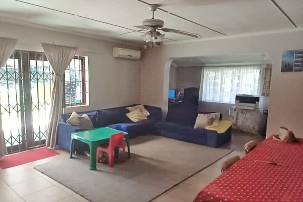 House for sale in Escombe - 1WB1696111