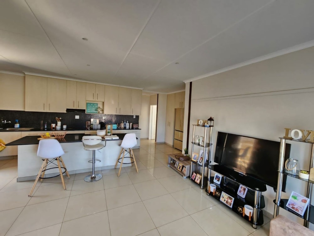 Townhouse for sale in Kimdustria - 1KJ1696148