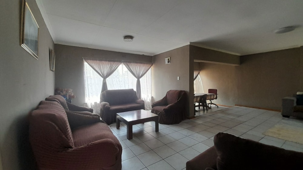 House for sale in Vanderbijlpark SE 6 - 1VT1696105