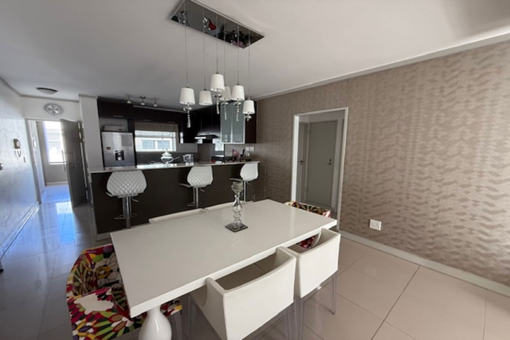 Apartment let in Claremont, Cape Town - RBL1696106 Apartment let in Claremont, Cape Town - RBL1696106