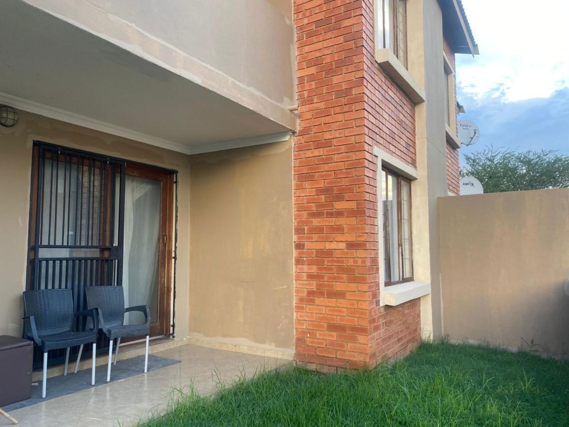 Security complex home for sale in Montana Gardens - PTM1696146