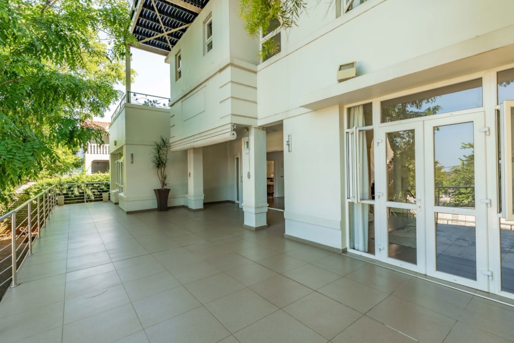Double-storey house for sale in Durban North - 1ND1695628 Double-storey house for sale in Durban North - 1ND1695628
